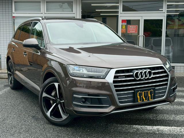 AUDI Q7 55TFSI QUATTRO