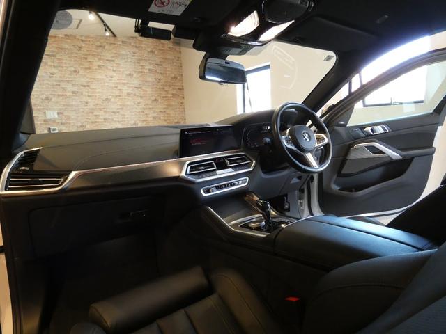BMW X6 M50I