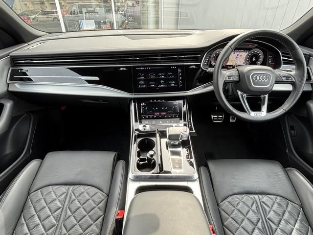 AUDI Q8 55TFSI QUATTRO S LINE