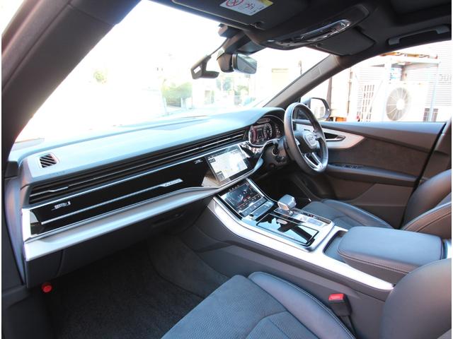 AUDI Q8 55TFSI QUATTRO DEBUT PACKAGE S LINE