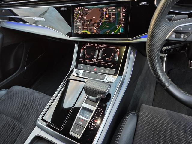 AUDI Q8 55TFSI QUATTRO DEBUT PACKAGE S LINE