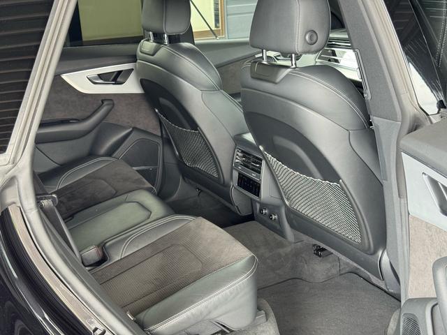 AUDI Q8 55TFSI QUATTRO DEBUT PACKAGE S LINE