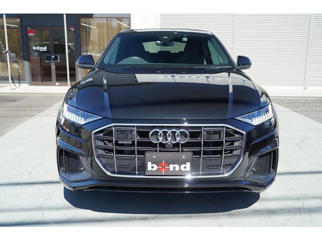 AUDI Q8 55TFSI QUATTRO S LINE