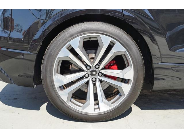 AUDI Q8 55TFSI QUATTRO S LINE