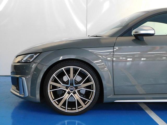 AUDI TTS COUPE MEMORIAL EDITION