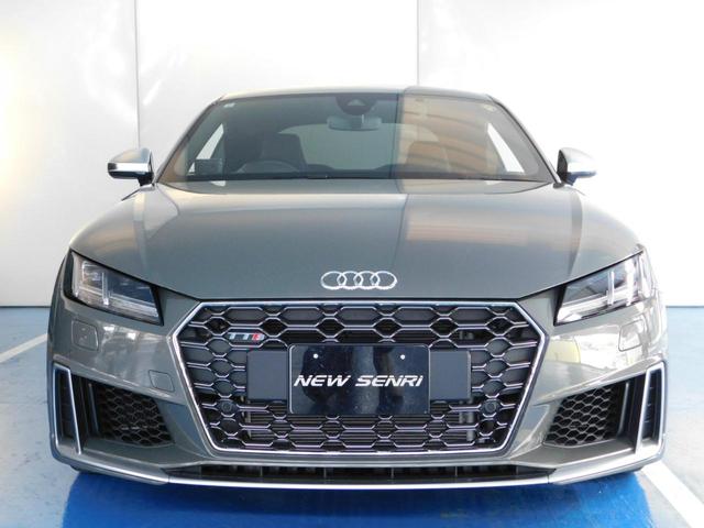 AUDI TTS COUPE MEMORIAL EDITION