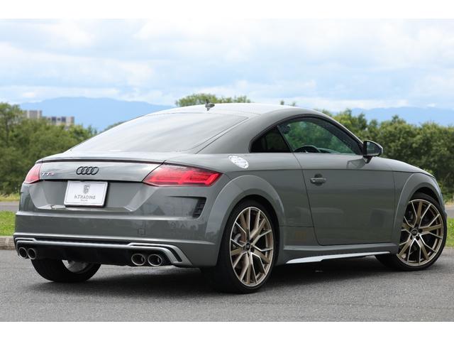 AUDI TTS COUPE MEMORIAL EDITION