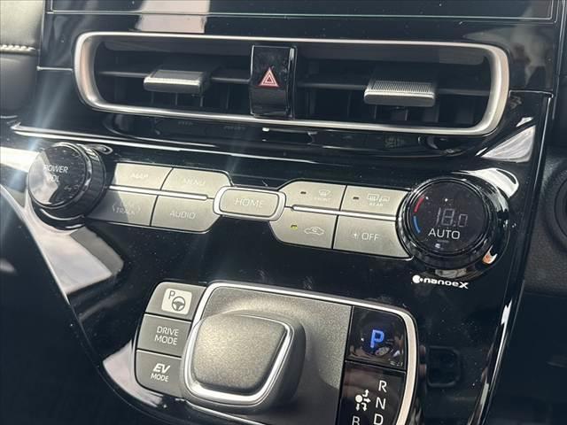 TOYOTA AQUA Z