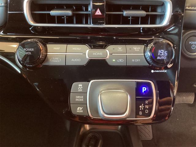 TOYOTA AQUA Z