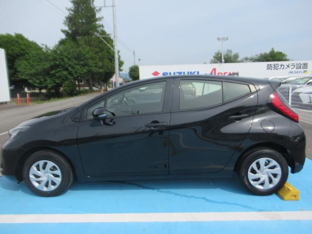 TOYOTA AQUA B
