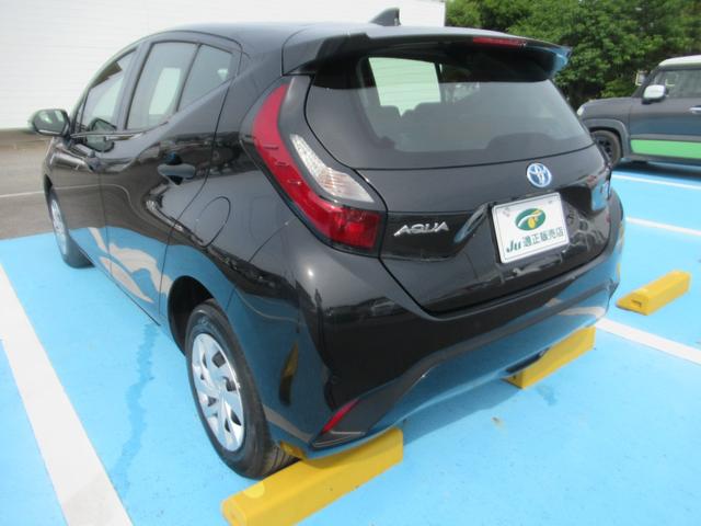 TOYOTA AQUA B
