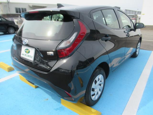 TOYOTA AQUA B