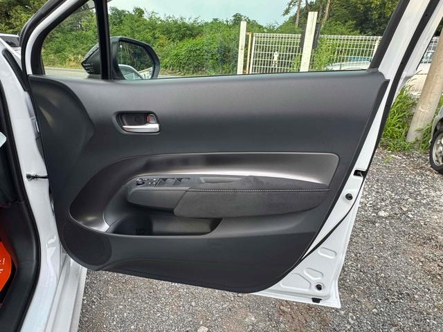 TOYOTA AQUA GR SPORT