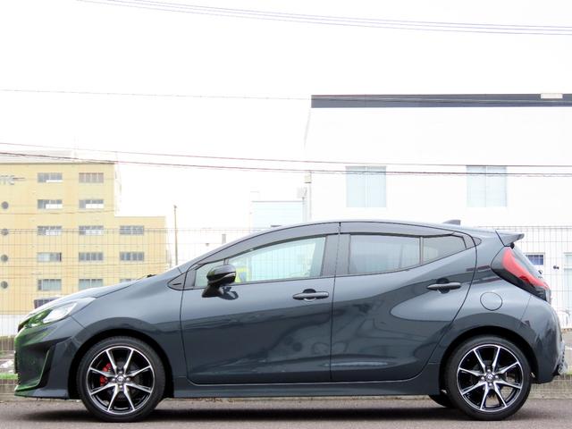 TOYOTA AQUA GR SPORT