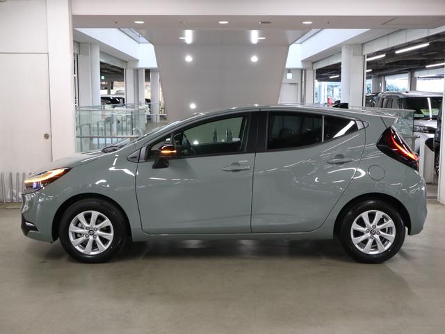 TOYOTA AQUA Z