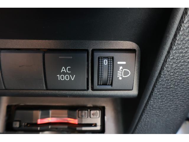 TOYOTA AQUA X