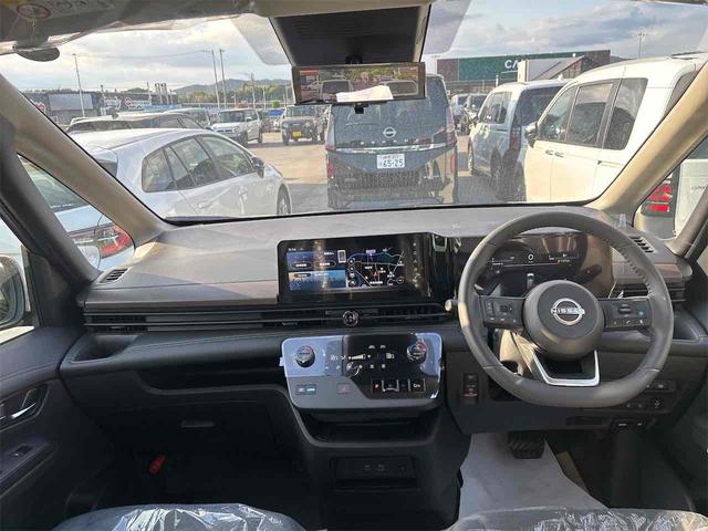 NISSAN SERENA E-POWER HIGHWAY STAR V