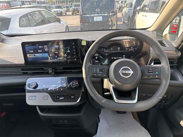 NISSAN SERENA E-POWER HIGHWAY STAR V
