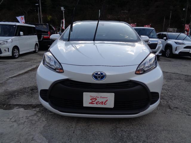 TOYOTA AQUA X