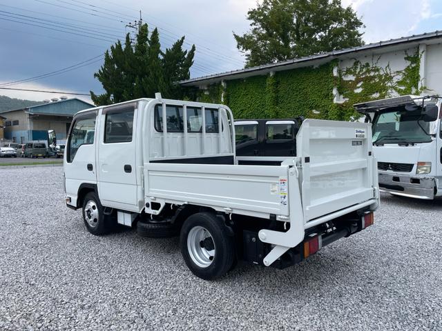 ISUZU ELF TRUCK DOUBLE CAB FLATLOW