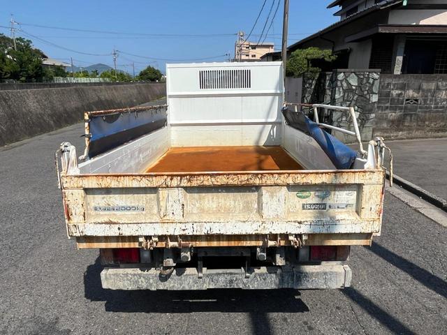 ISUZU ELF TRUCK DUMP