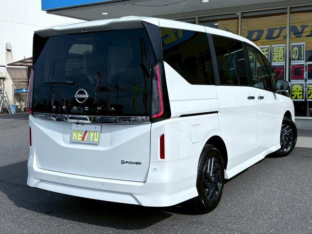 NISSAN SERENA E-POWER HIGHWAY STAR V