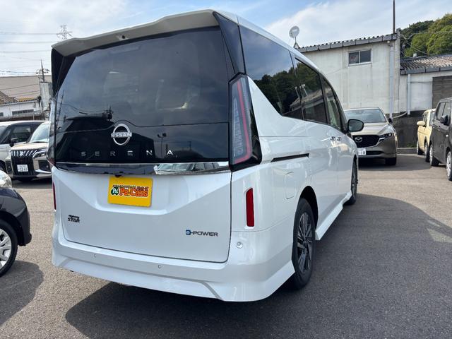 NISSAN SERENA E-POWER HIGHWAY STAR V