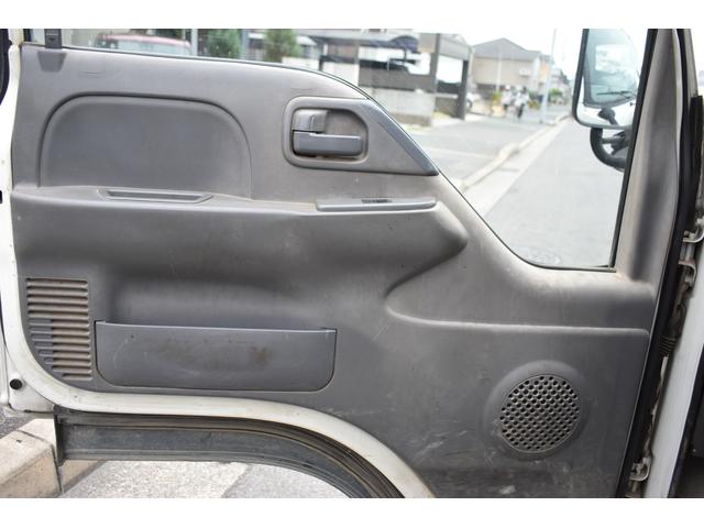 ISUZU ELF TRUCK DOUBLE CAB FULLFLATLOW