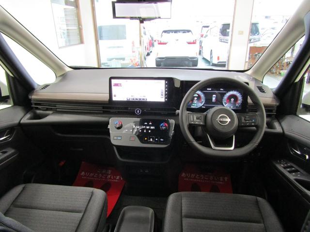 NISSAN SERENA E-POWER HIGHWAY STAR V