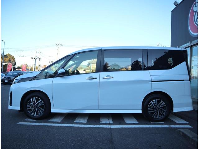NISSAN SERENA HIGHWAY STAR V