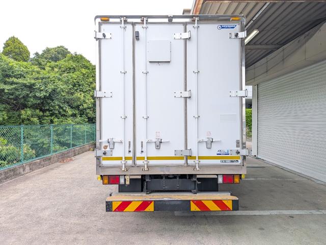 ISUZU ELF TRUCK