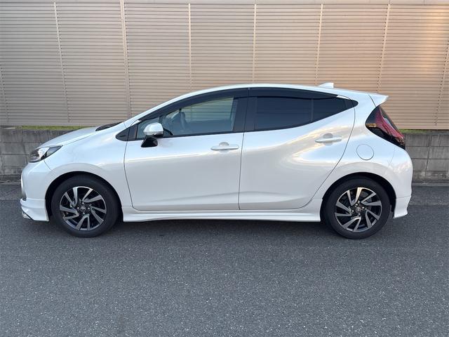 TOYOTA AQUA Z