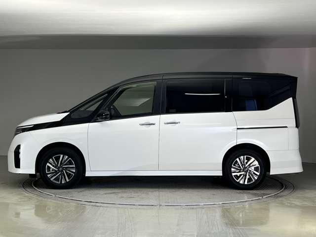 NISSAN SERENA E-4ORCE HIGHWAY STAR V