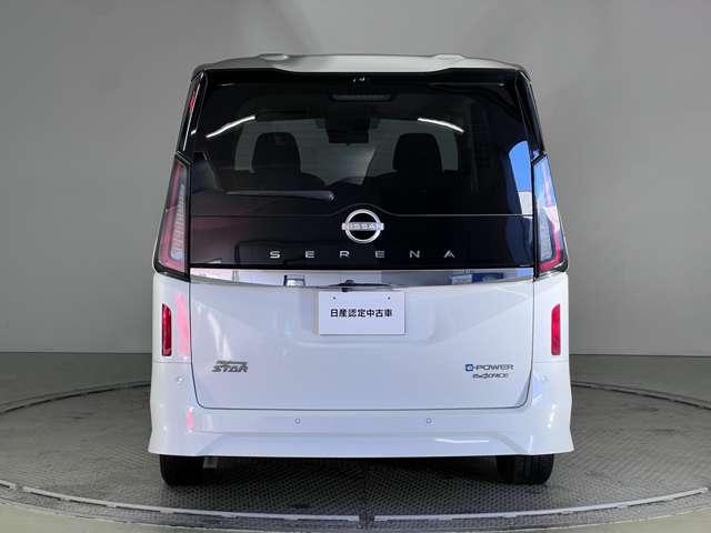 NISSAN SERENA E-4ORCE HIGHWAY STAR V