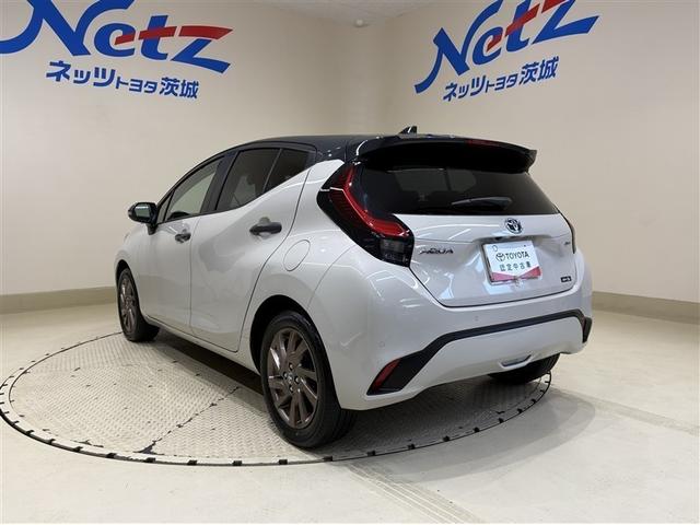 TOYOTA AQUA Z RAFFINE