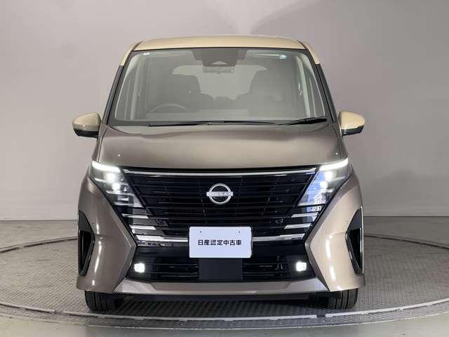 NISSAN SERENA E-4ORCE HIGHWAY STAR V