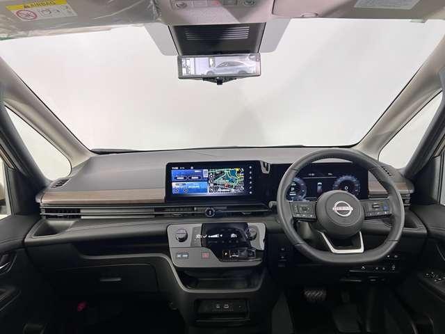 NISSAN SERENA E-4ORCE HIGHWAY STAR V