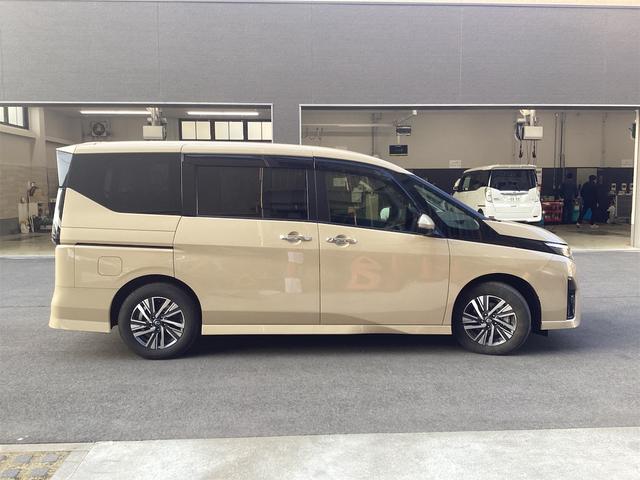 NISSAN SERENA E-POWER HIGHWAY STAR V