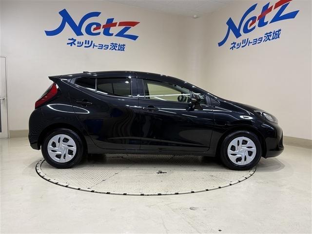 TOYOTA AQUA X