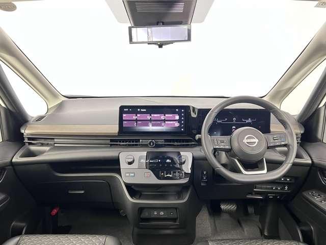 NISSAN SERENA E-POWER HIGHWAY STAR V