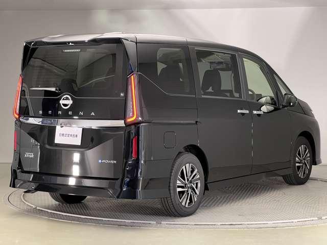 NISSAN SERENA E-POWER HIGHWAY STAR V