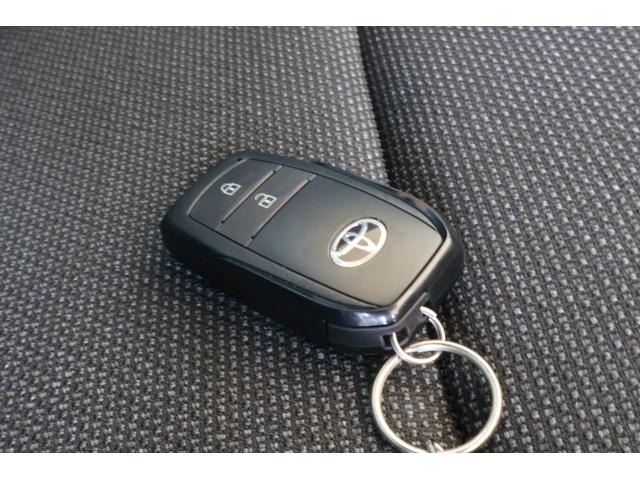 TOYOTA YARIS HYBRID Z