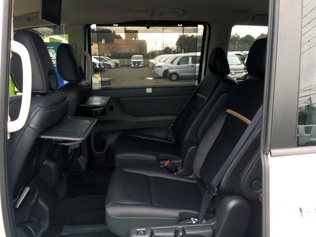 NISSAN SERENA E-4ORCE HIGHWAY STAR V