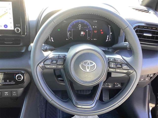 TOYOTA YARIS Z