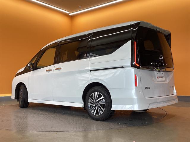 NISSAN SERENA E-POWER HIGHWAY STAR V