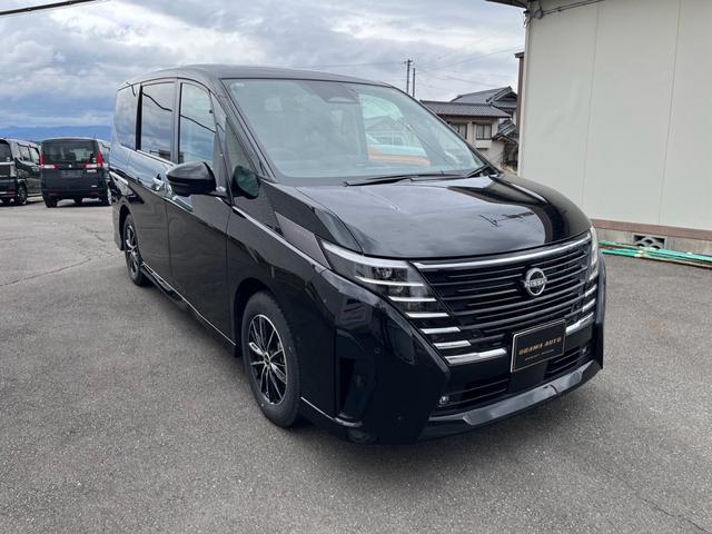 NISSAN SERENA E-POWER LUXION