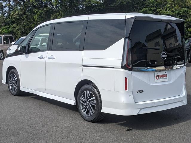 NISSAN SERENA HIGHWAY STAR V