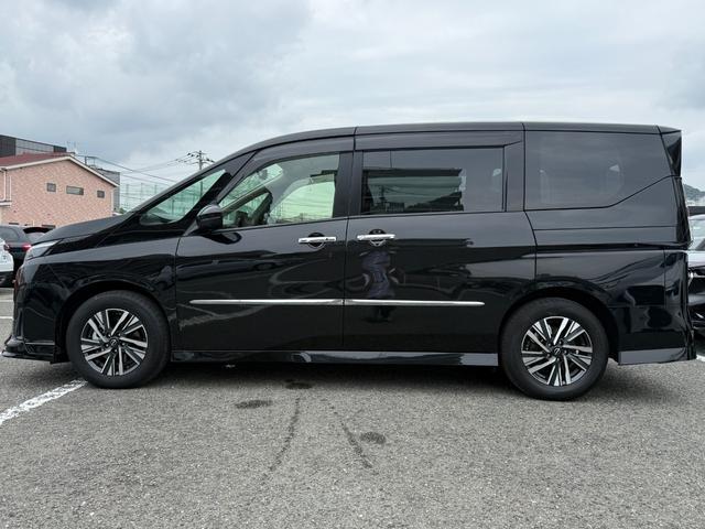 NISSAN SERENA E-POWER HIGHWAY STAR V