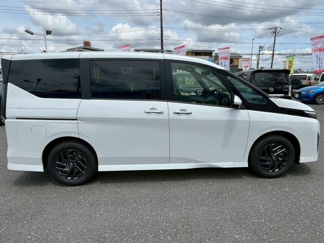 NISSAN SERENA HIGHWAY STAR V