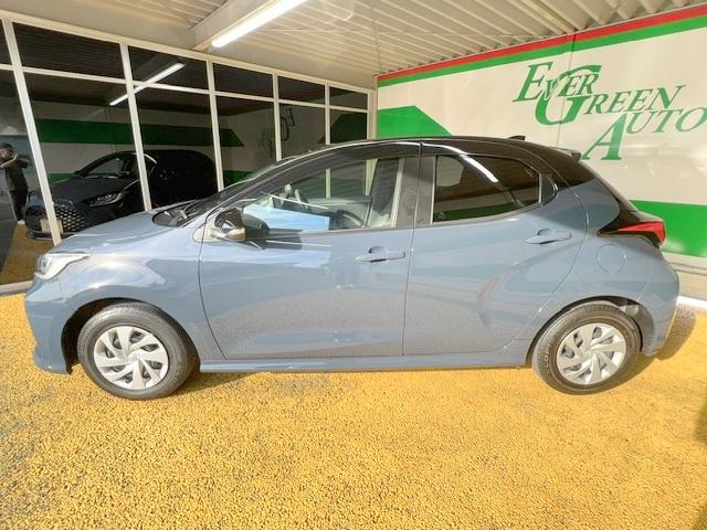 TOYOTA YARIS HYBRID G